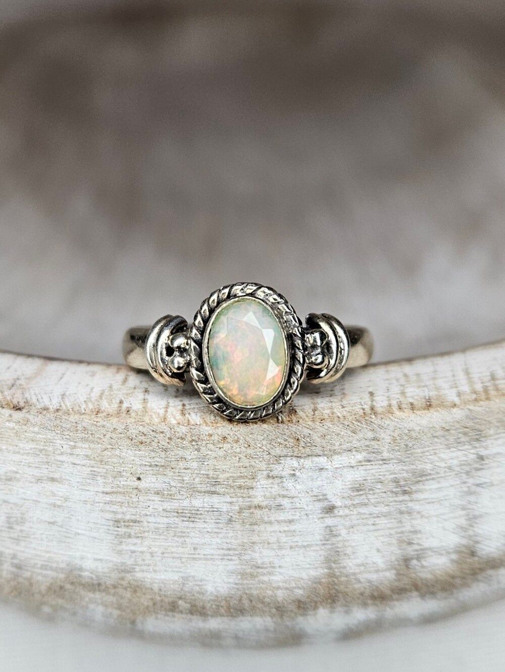 NWT Natural Ethiopian Welo Opal Sterling Silver Ring Size 6.5